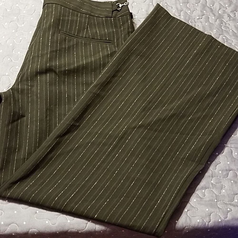 Express black with silver pinstripe editor pants size 10
